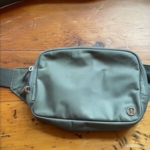 lululemon athletica Olive Belt Bag